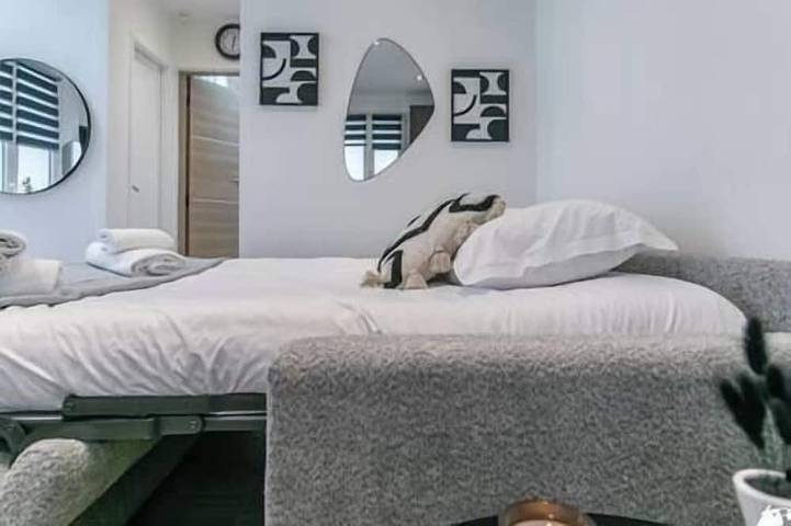 Entire apartment, Mba Levallois Splendide Appart proche Paris in Levallois-Perret, Hauts-de-Seine