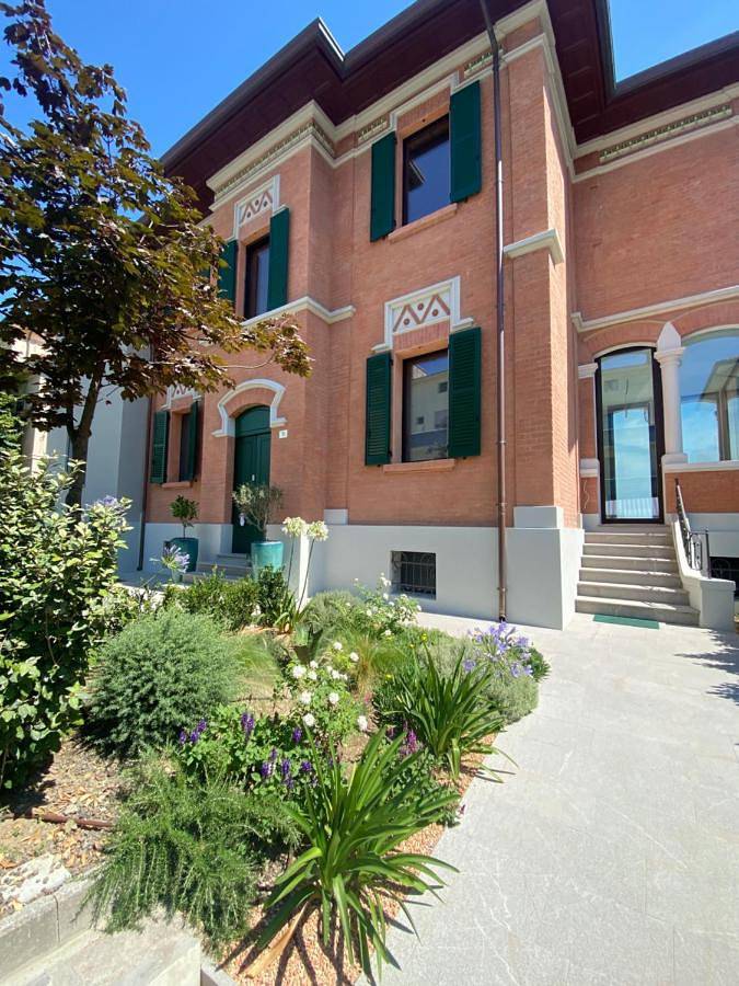 BnB für 2 Personen, mit Garten und Ausblick in Rimini