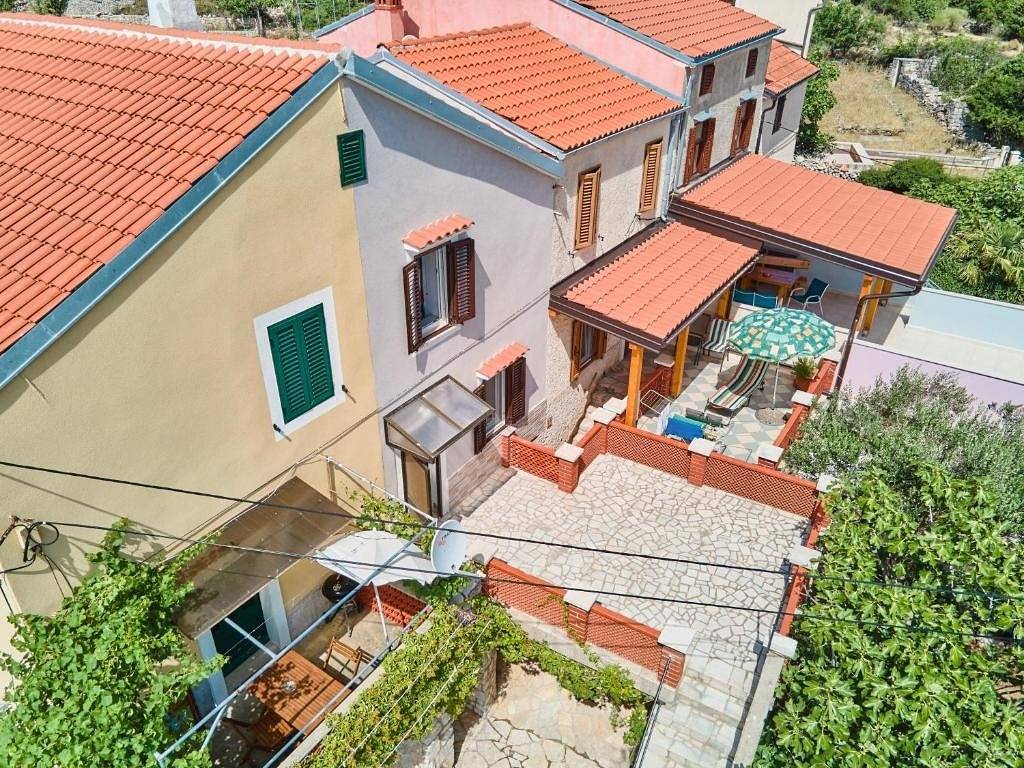 2-Zimmer-Haus mit Terrasse Stivan, Cres K-25073 in Martinscica, Cres