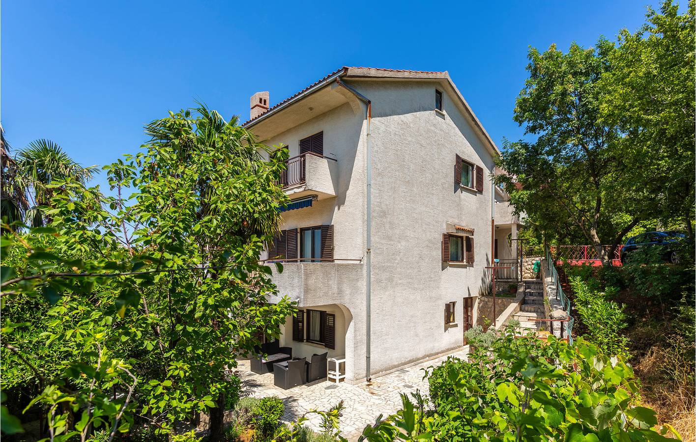 Ganze Ferienwohnung, Gemütliche Unterkunft, 2,5 km vom Strand entfernt: WLAN, Klimaanlage, Terrasse, Parkplatz und Waschmaschine! in Omisalj, Krk