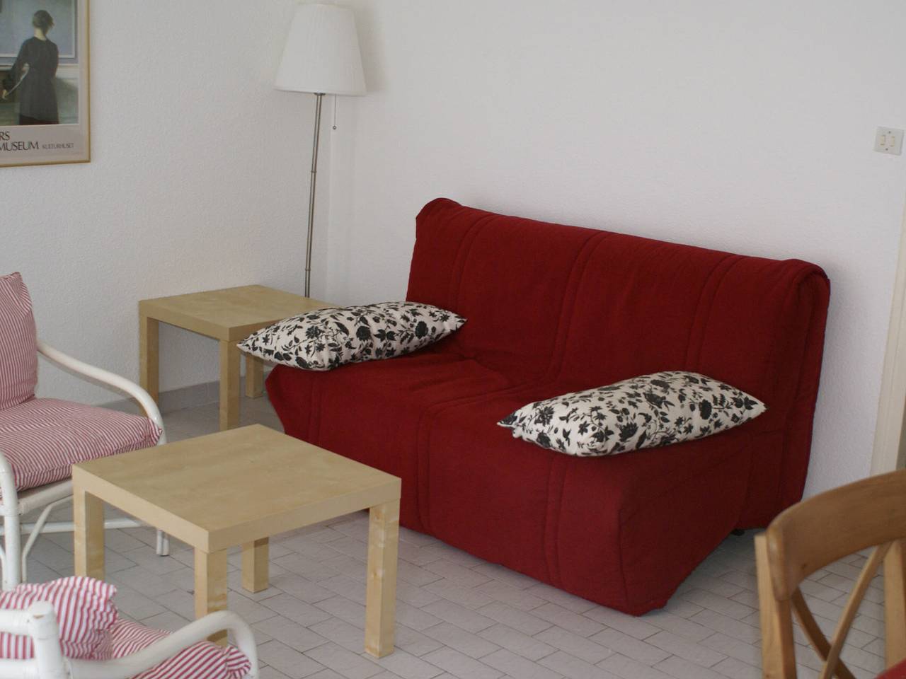 Entire apartment, Charming 6-Pers Apartment with Pool Access, A/C, Terrace, and Parking in Cap d'Agde, Agde