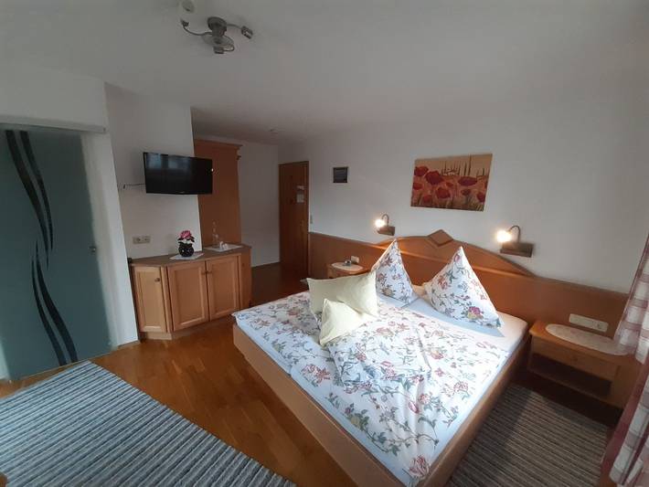 Pension für 2 Personen, mit Terrasse und Garten am Chiemsee - 4