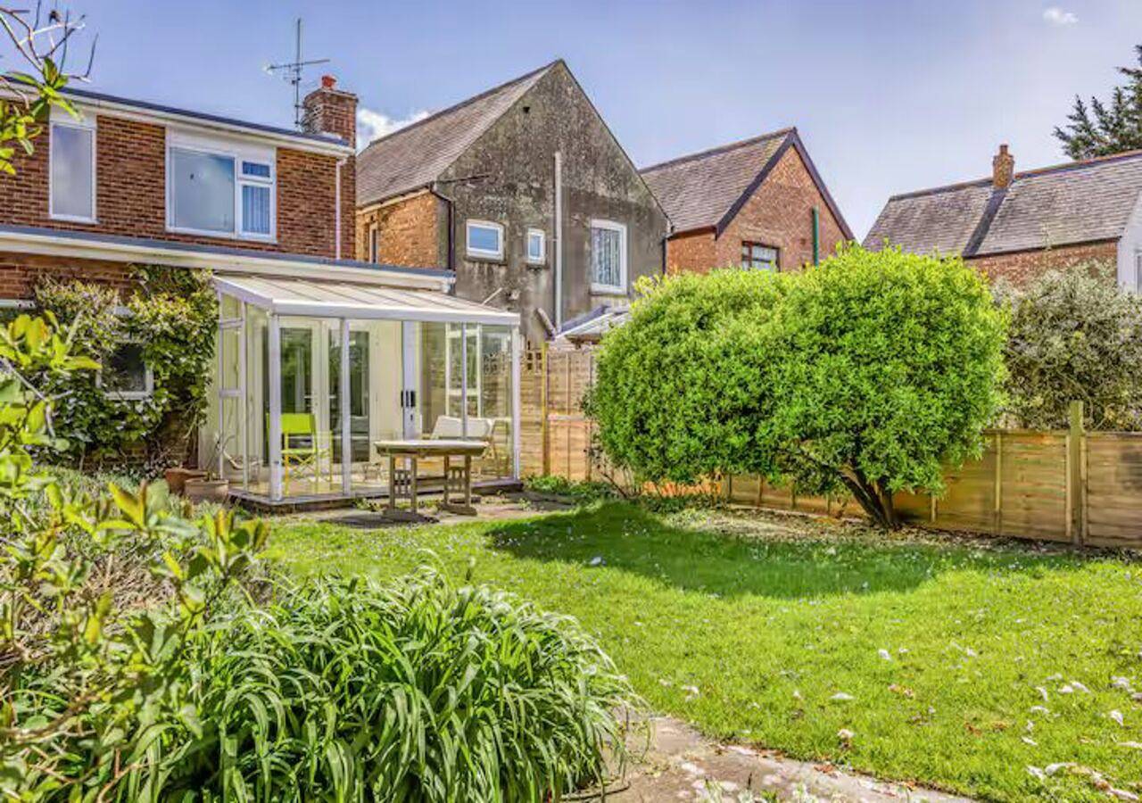 Charming South Coast Family Home - Pass the Keys in Chichester, Sussex Occidental