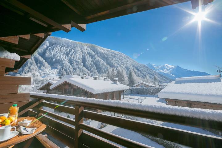 Vacation rental for 2 people, with pool and balcony in Chamonix-Mont-Blanc