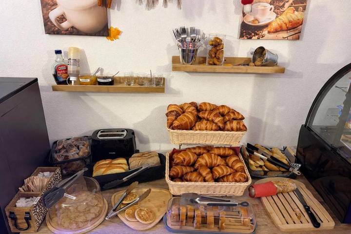 Hôtel pour 2 personnes, avec jardin et terrasse à Loudéac - 2