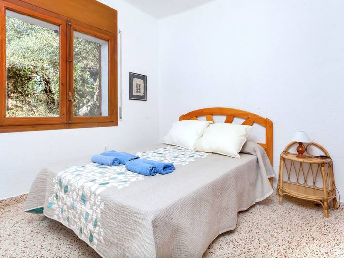 Location de vacances pour 6 personnes, avec jardin dans Les Tres Cales - 4