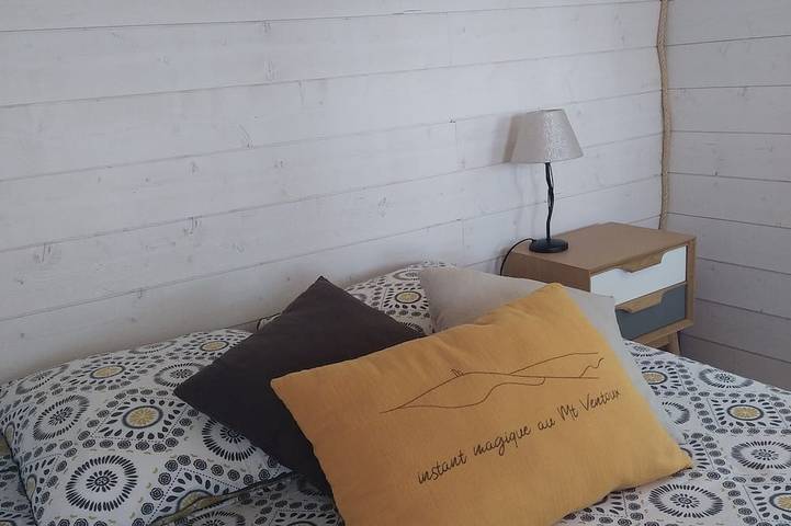 Gîte pour 2 personnes, avec piscine ainsi que jardin et balcon à Saint-Hippolyte-le-Graveyron - 3