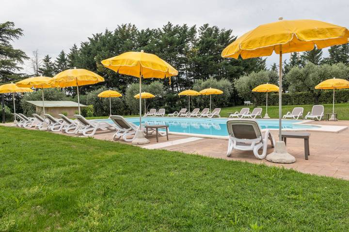 Ferienwohnung für 2 Personen, mit Garten in Lazise