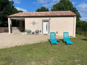 Gîte pour 4 personnes, avec jacuzzi ainsi que jardin et terrasse, animaux acceptés dans le Tarn-et-Garonne