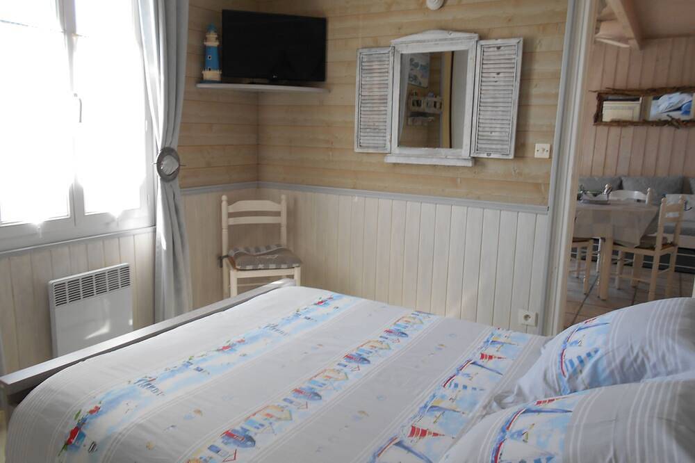 Ile De Re 2/3 P: vélos, Wifi, linge, cuisine, parking ,commerces,plage, port, in Saint-Martin-de-Ré, Île de Ré