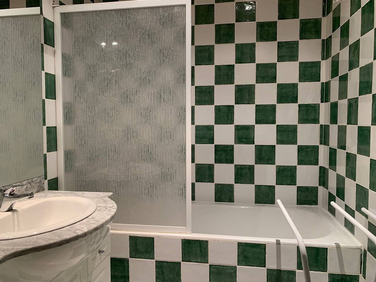 Entire studio, Spacious studio for 5 in Pra Loup center, close to slopes in Pra-Loup, Uvernet-Fours