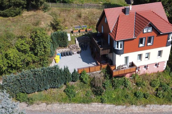 Ferienhaus für 13 Personen, mit Garten - 1
