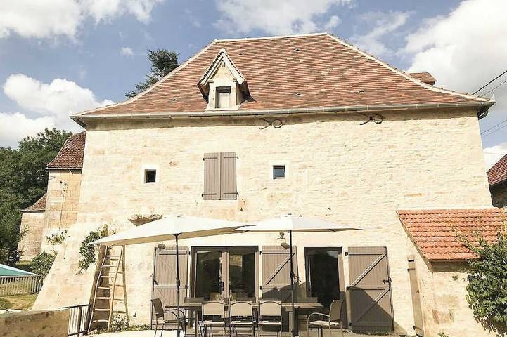 Location de vacances pour 11 personnes, avec jardin à Saint-Pierre-Toirac