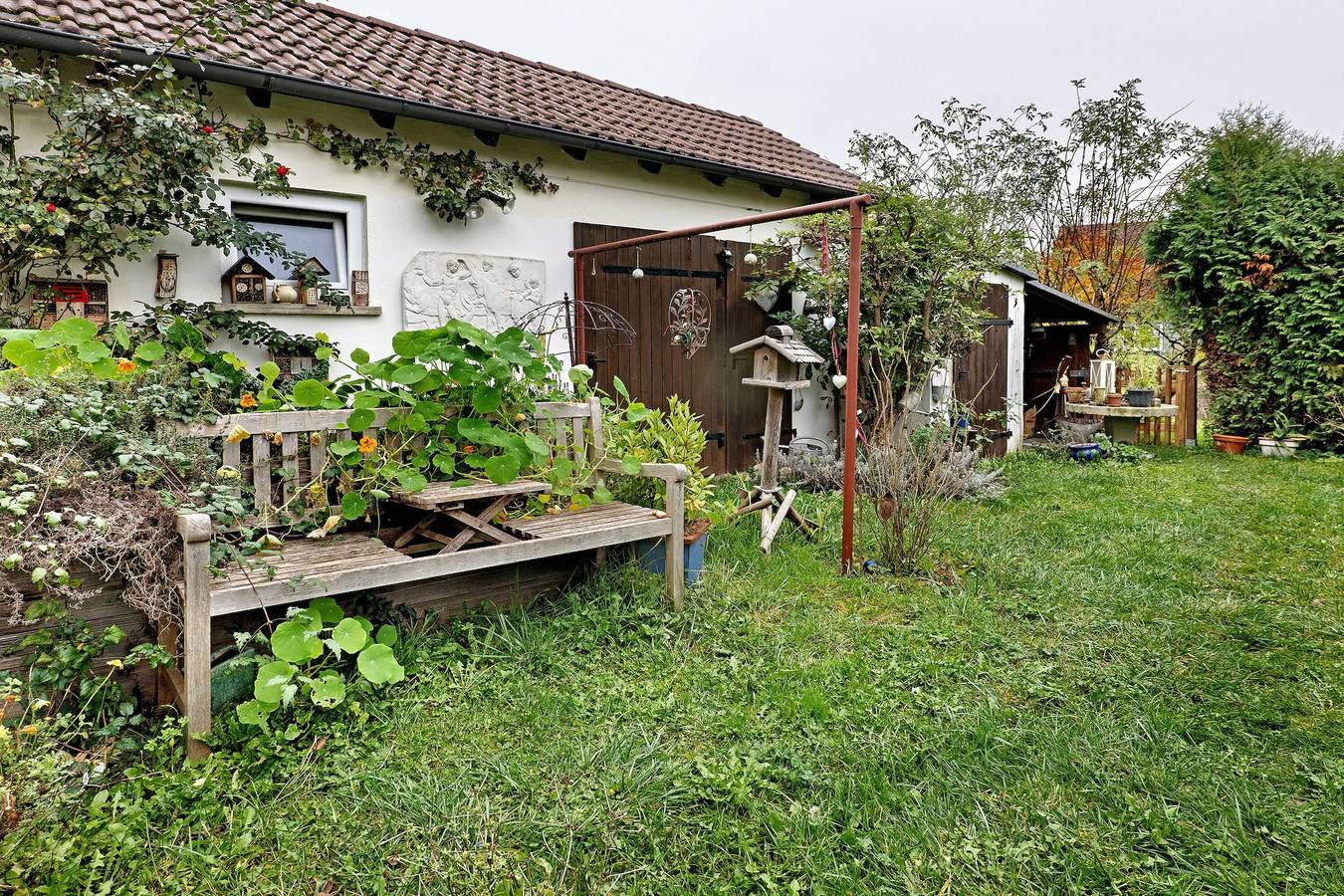 Pension 'Sleep and Go' mit Gemeinschaftsgarten und Wi-Fi in Mundelsheim, Landkreis Ludwigsburg