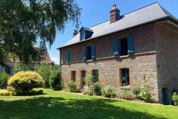 Location de vacances pour 8 personnes, avec jardin et terrasse à Longueil (homonymie)