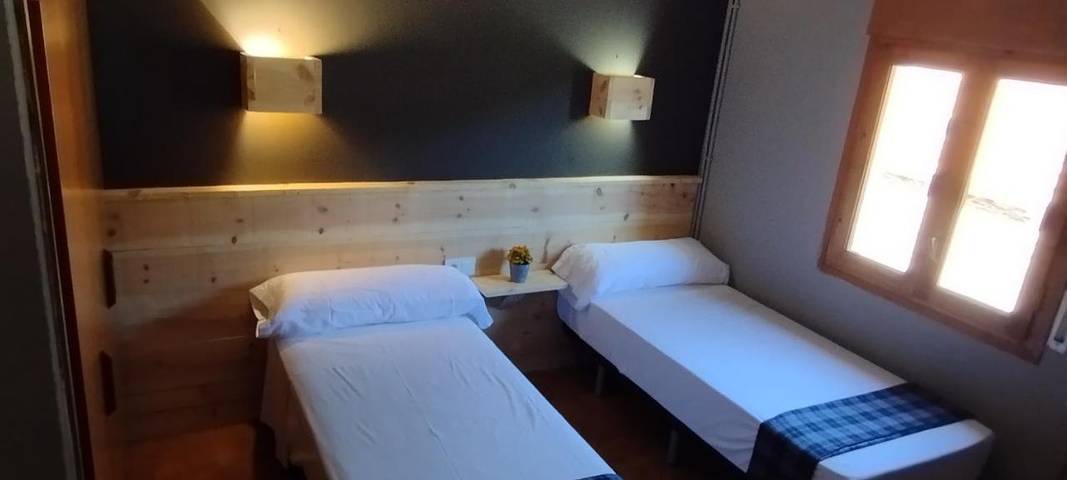 Casa de huéspuedes para 4 personas, con terraza en Pallars Sobirà