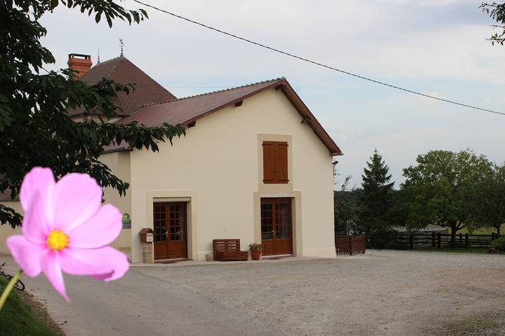 Chambre d’hôte pour 3 personnes, avec jardin, animaux acceptés dans Orne - 2