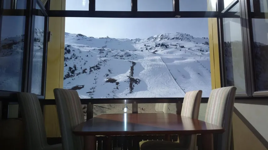 Apartamento de vacaciones para 4 personas, con jardín y vistas - 1