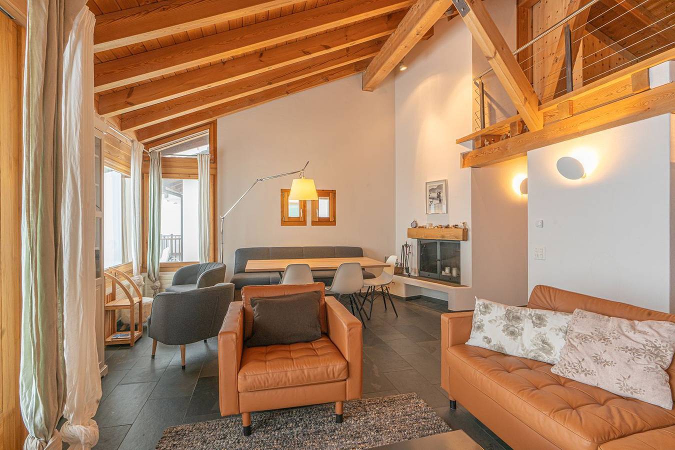 Ganze Wohnung, Chesa Mira Margna – Helle Dachwohnung mit Blick auf den Piz Margna in Bregaglia, Bernina-Alpen