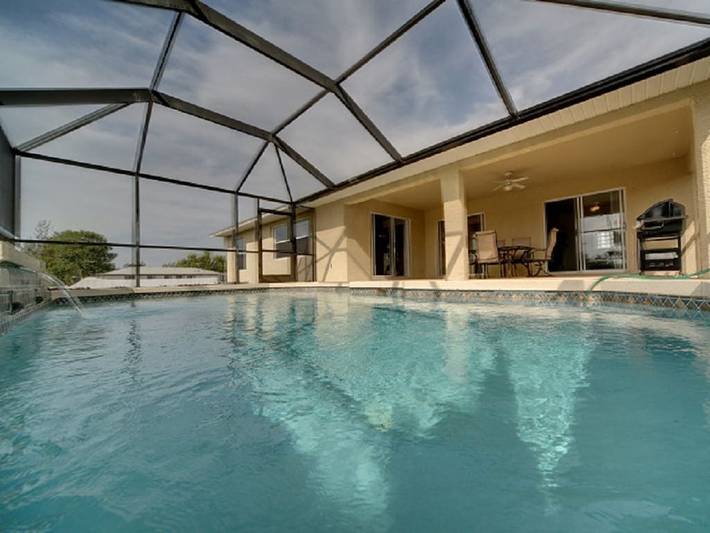 Villa in Cape Coral mit Schwimmbecken in Cape Coral, Southwest Florida