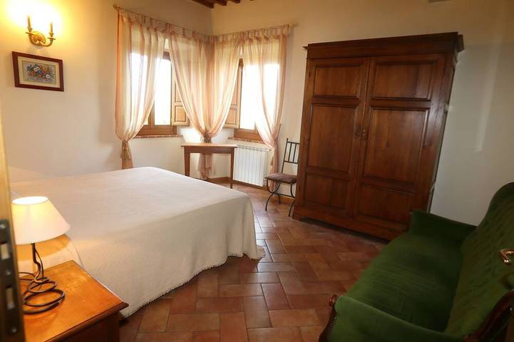 Apartamento 2 dormitorios - 1 baño - 5 plazas - wifi - piscina in Serravalle Pistoiese, Provincia de Pistoia