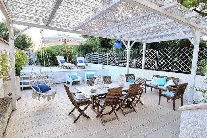 Casa vacanza per 9 persone, con balcone e giardino, con animali domestici - 1