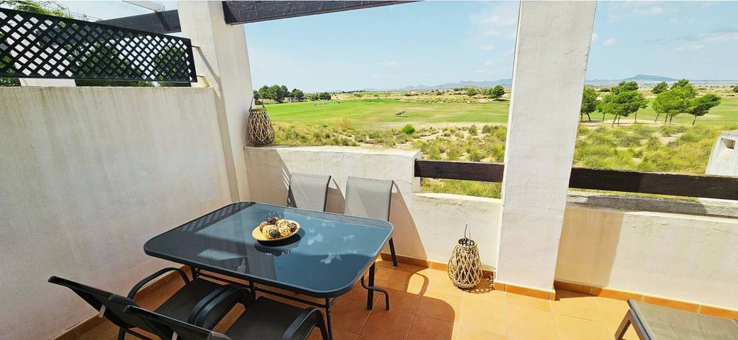 Precioso apartamento de 2 habitaciones en Condado de Alhama Golf Resort con piscinas, Aa, Wifi in Condado de Alhama, Alhama de Murcia