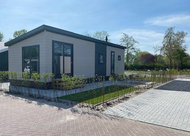Ferienanlage für 4 Personen, mit Kinderpool und Sauna sowie Pool und Garten in Zeeland
