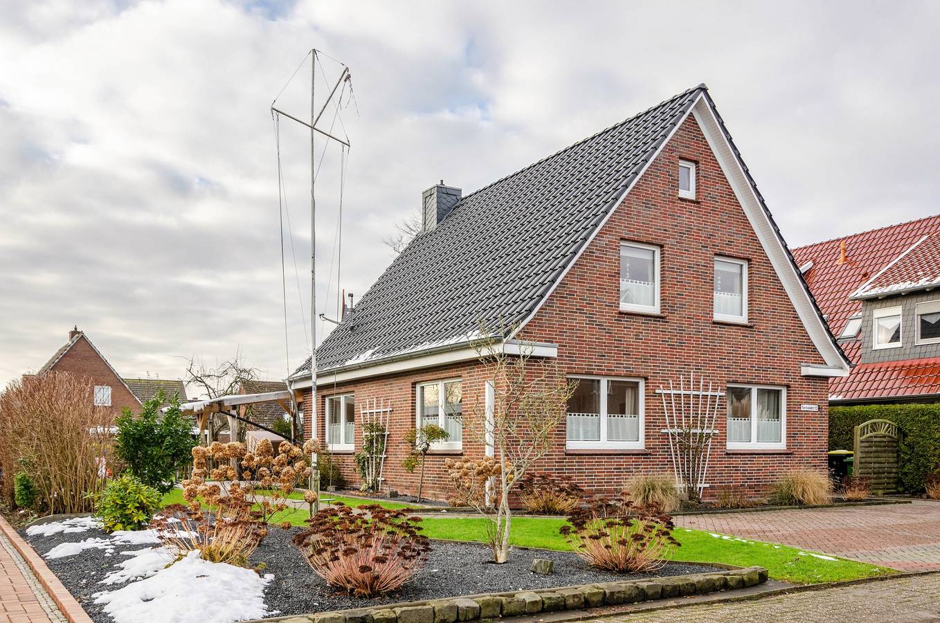 Ganze Wohnung, Ferienwohnung 'Ferienhaus Diekster - Erdgeschoss 2' mit privater Terrasse, privatem Garten und Wlan in Norddeich, Norden und Umgebung