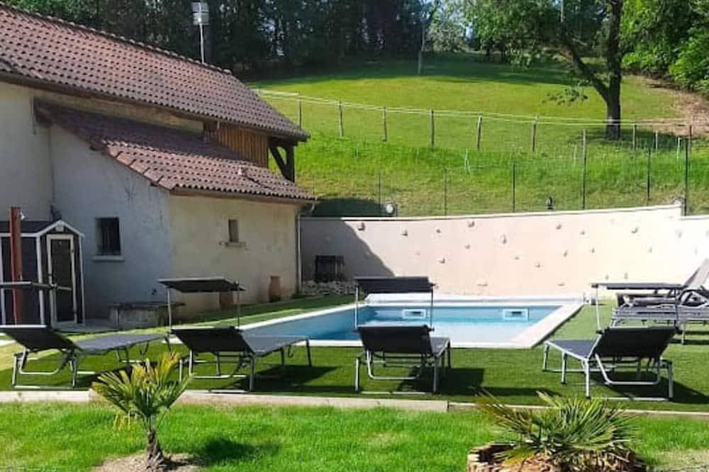 Appartement entier, Sîbô Gîte 2 pers avec piscine, nature et ville | Dordogne - Périgord - boulazac in Boulazac Isle Manoire, Périgord Blanc