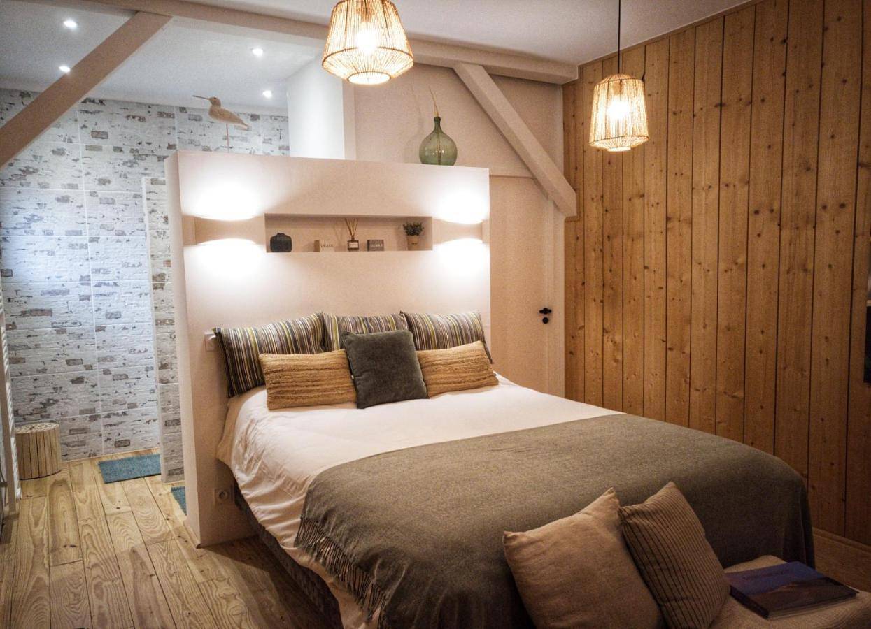 Suite with Jacuzzi in Gujan-Mestras, Région d'Arcachon