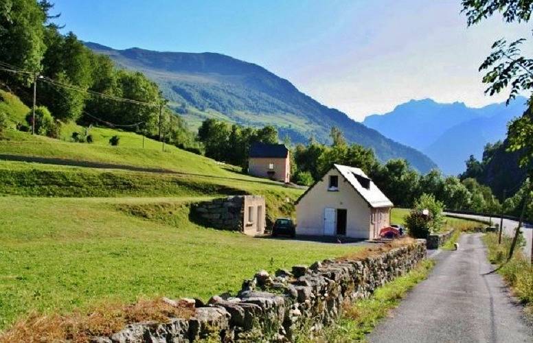 Gîte confortable avec parking, jardin et Internet, près des remontées mécaniques et des restaurants in Barèges, Parc national des Pyrénées