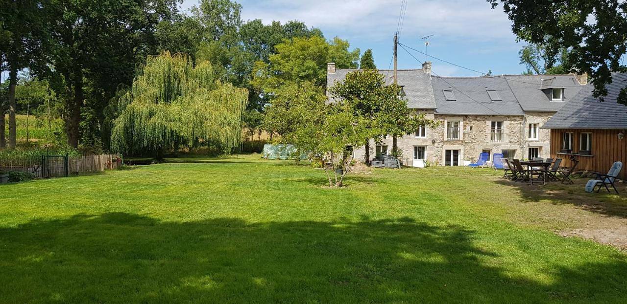 L'Eau Qui Dort - Chambres et Tables d'hôtes in Pleslin-Trigavou, Région de Dinan