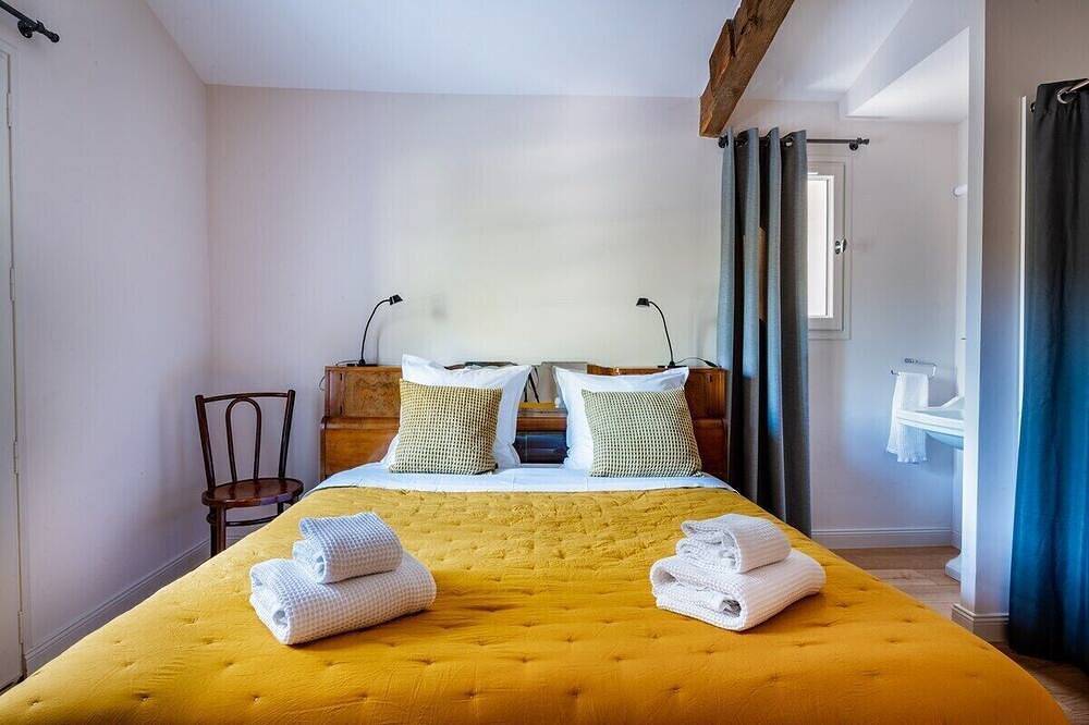 Gîte-Vineyard view-Baño privado-Meublé de tourisme **** in Sarrians, Vaucluse