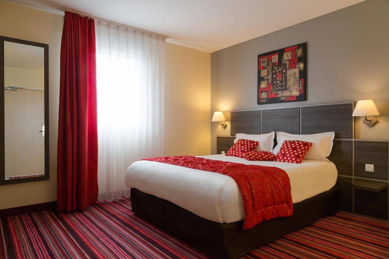 The Originals Boutique, Actuel Hôtel, Saint-Etienne Aéroport in Andrézieux-Bouthéon, Montbrison