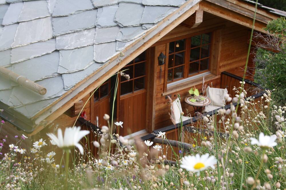 Single family house with private outdoor jacuzzi & sauna, ski in - ski out in Zermatt, Wallisian Alps