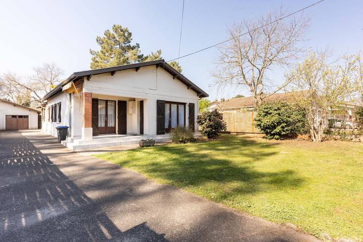 Ferienhaus für 8 Personen, mit Terrasse und Garten - 1