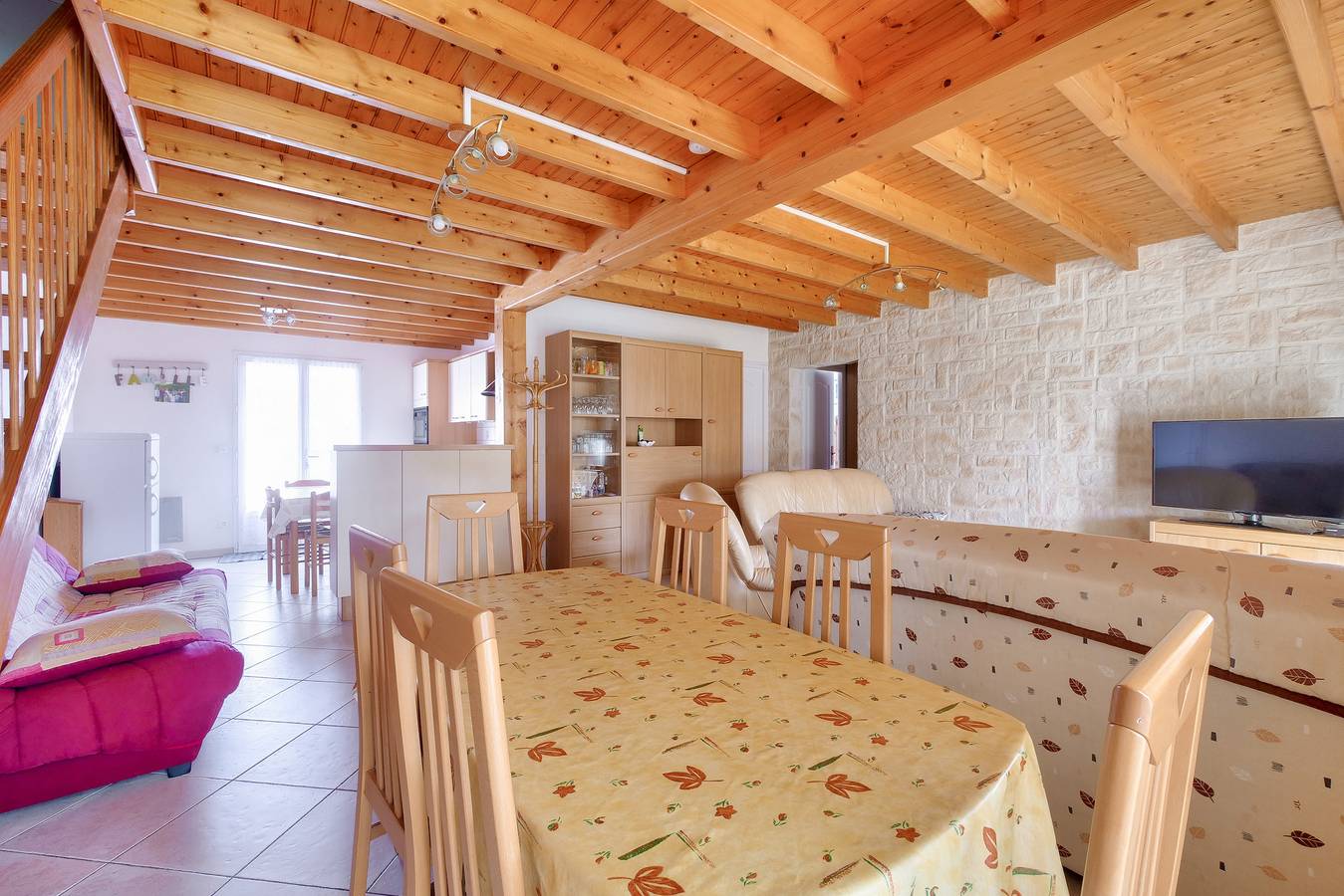 Maison pour 8 - 5min de la plage - jardin & véranda in Longeville-sur-Mer, Vandea