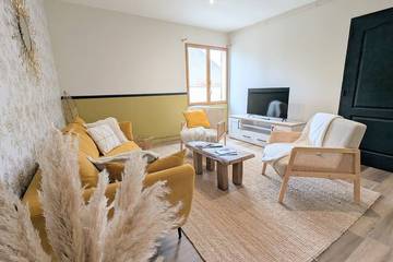 Gîte pour 6 personnes, avec jardin à Ardentes