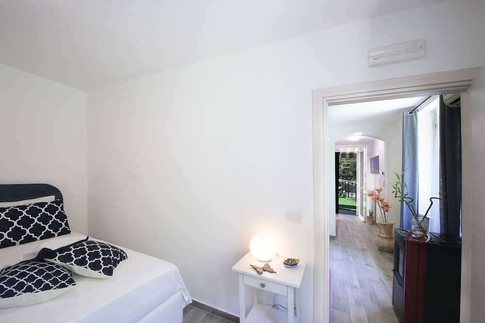 Entire apartment, Sapphire house amalfi coast sea view in Minori, Amalfi Coast