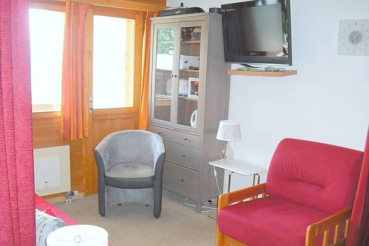 Ganze Wohnung, Aussen : Wohnung im 3. Stock eines Gebäudes, in Chandolin, für 2-4 Personen, Balkon mit Gartenmöbeln in Chandolin, Anniviers
