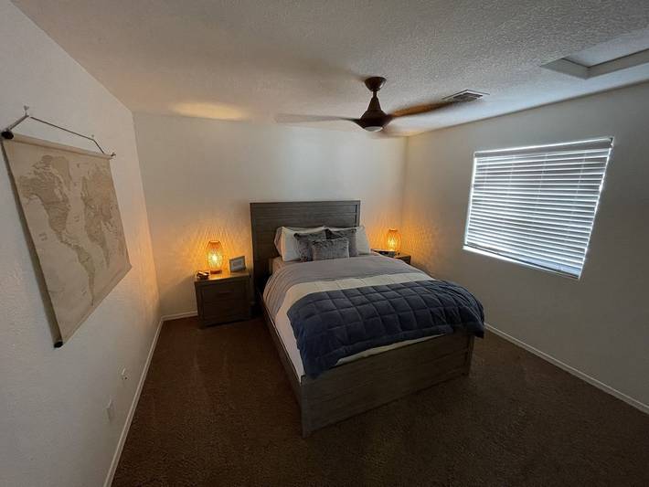 Vacation rental for 12 people, with terrace and hot tub in Lake Havasu City