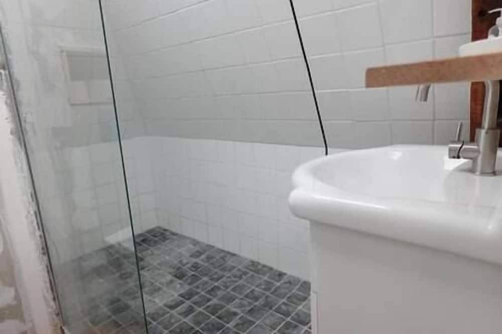 Entire apartment, Les Combles d'Arnaud in Arras, Arras region