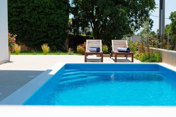 Villa Mit Pool für 4 Personen in Jadranovo, Kroatische Adria, Bild 4