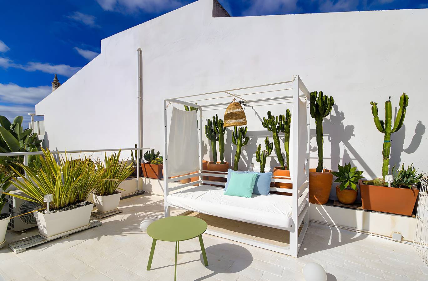 Villa Rafa with Private Pool, Garden, Wi-Fi & A/C in Albufeira, Faro District