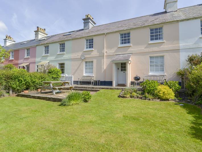 Cottage for 8 people, with Garden in Hope Cove