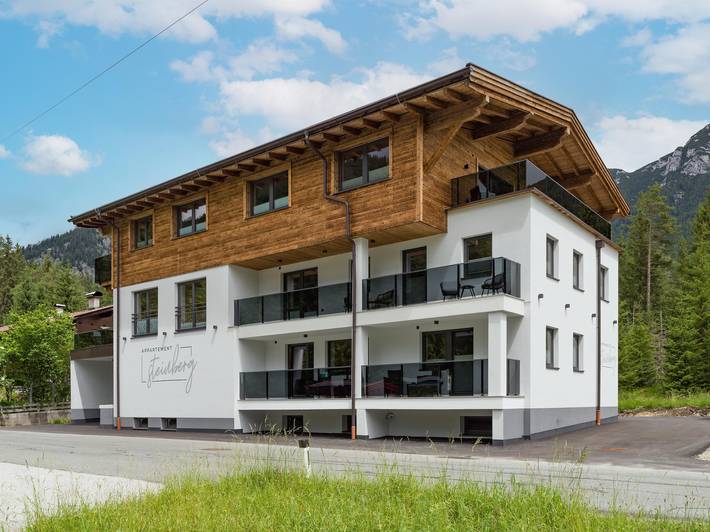 Ferienwohnung für 4 Personen, mit Terrasse in Steinberg am Rofan