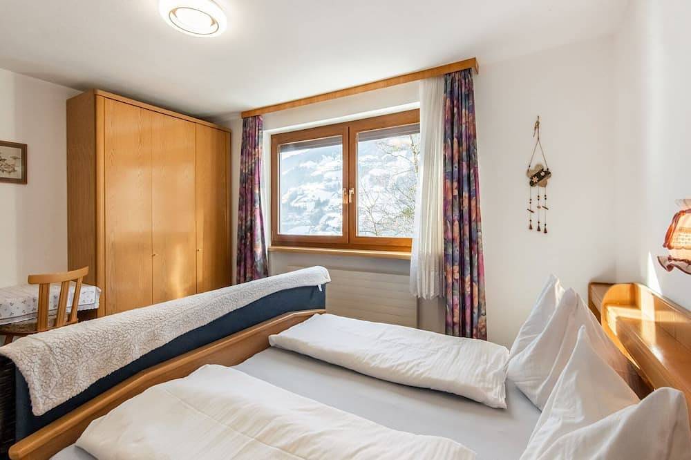 Ferienhaus mit herrlichem Ausblick in Hainzenberg, Zillertaler Alpen