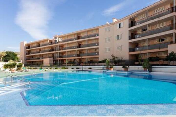 Gîte pour 2 personnes, avec terrasse et piscine, adapté aux familles à Los Cristianos - 3