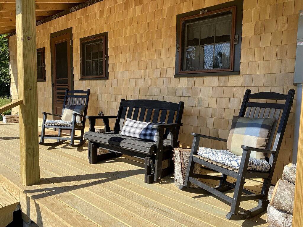 A Historic Storybook Maine Cottage in Lincoln County (Maine)